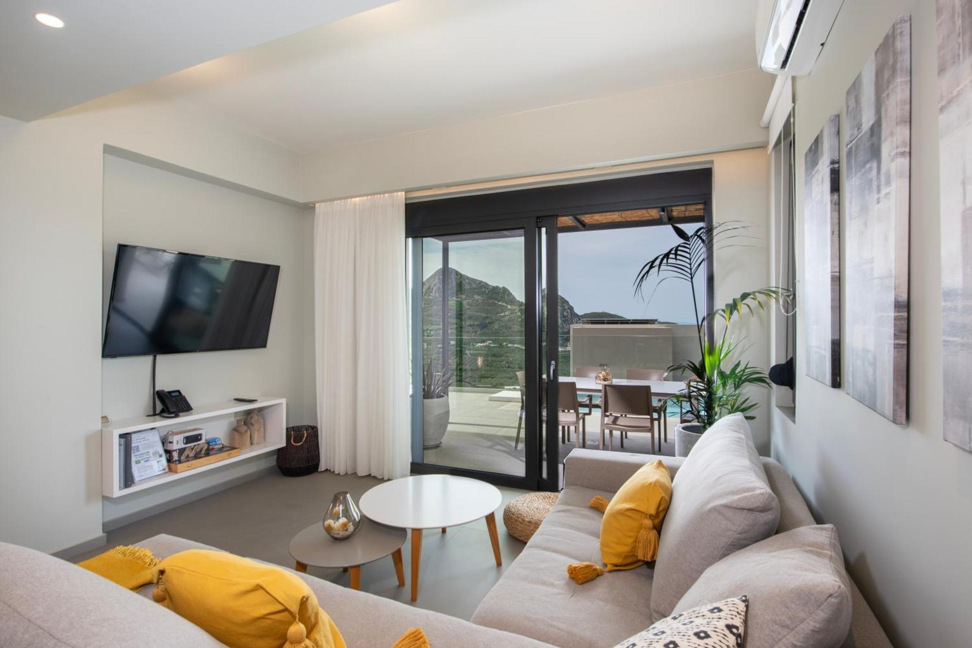 Porti Villas Iraklis Asomatoi Exterior photo