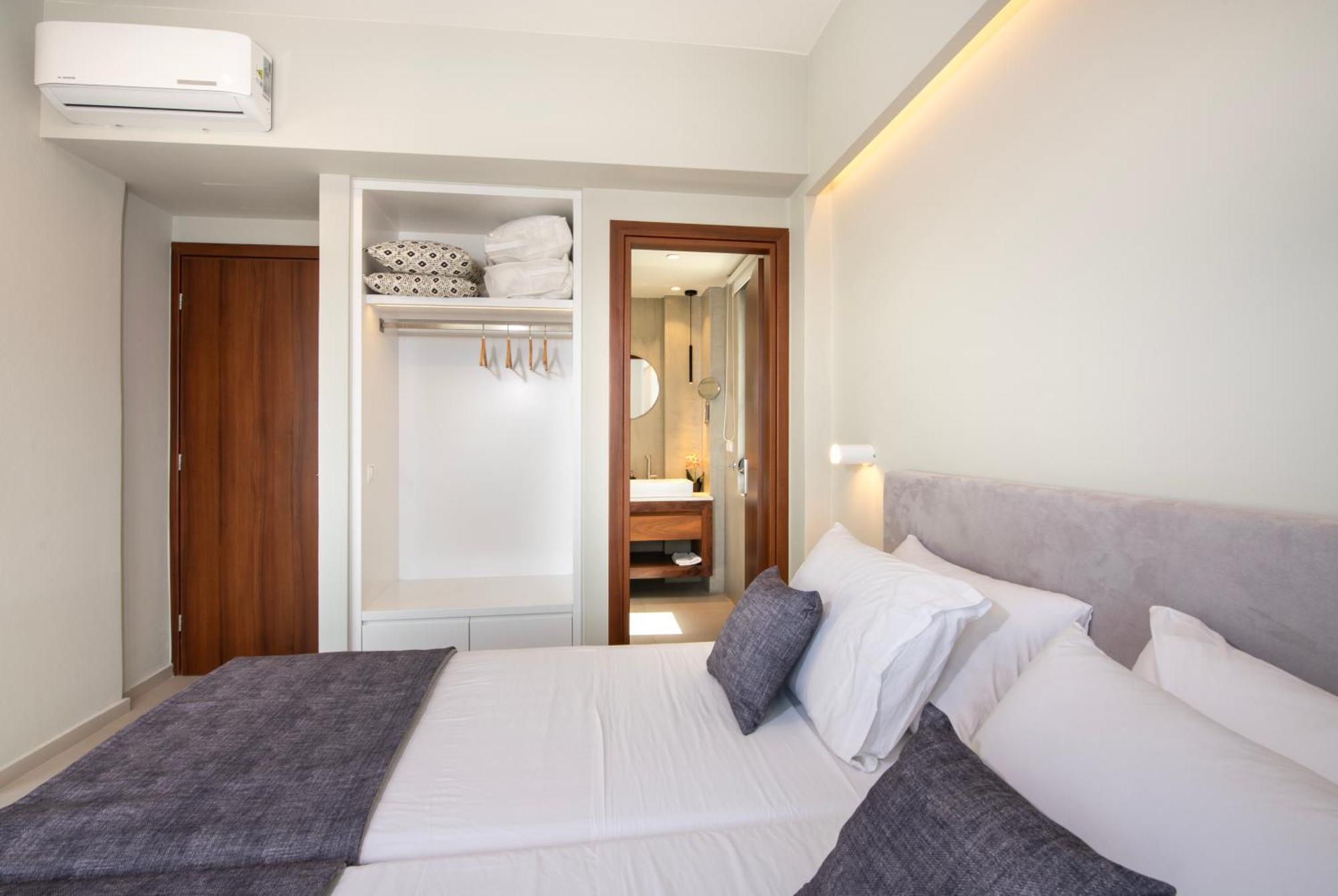 Porti Villas Iraklis Asomatoi Exterior photo