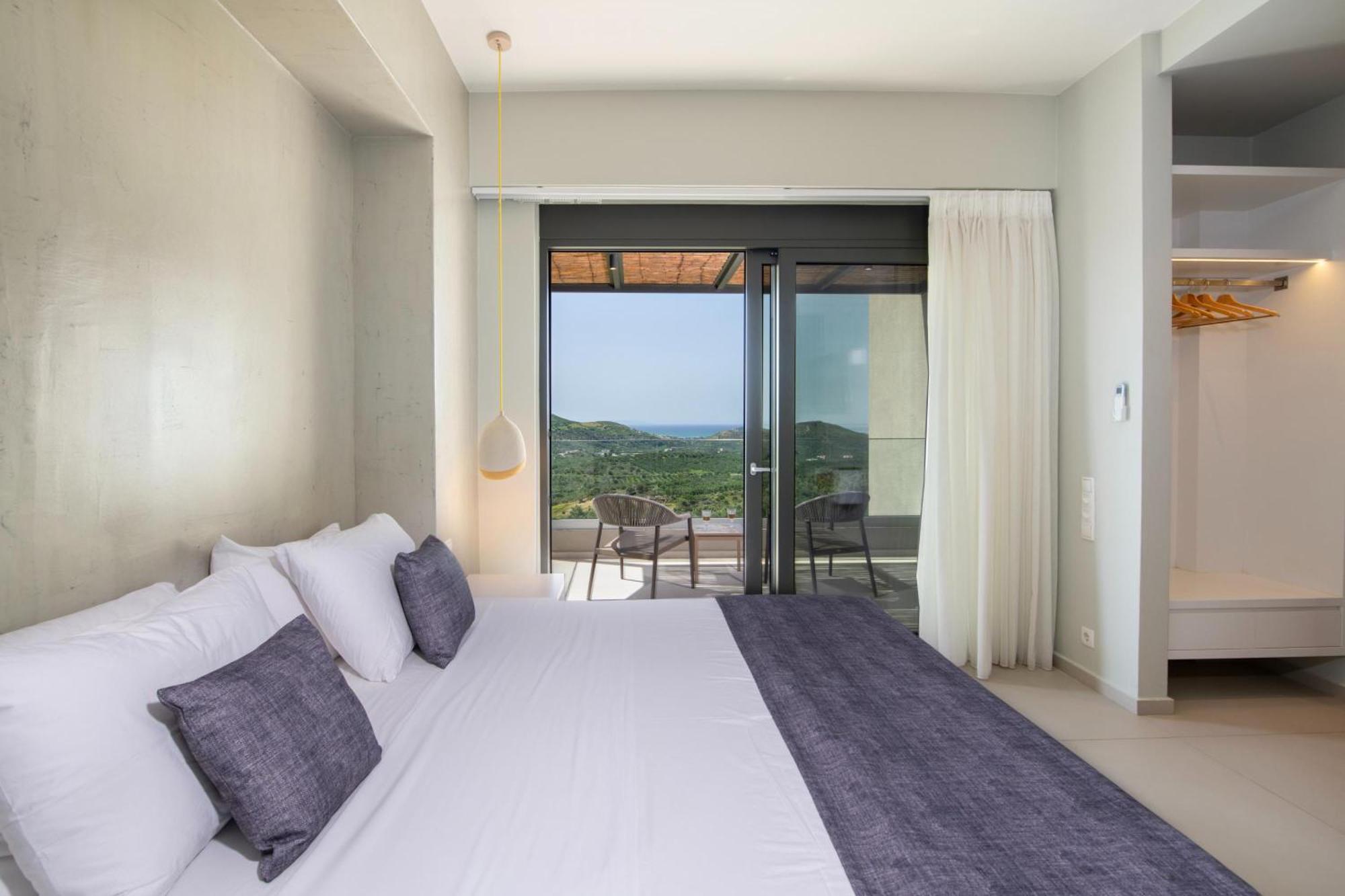 Porti Villas Iraklis Asomatoi Exterior photo